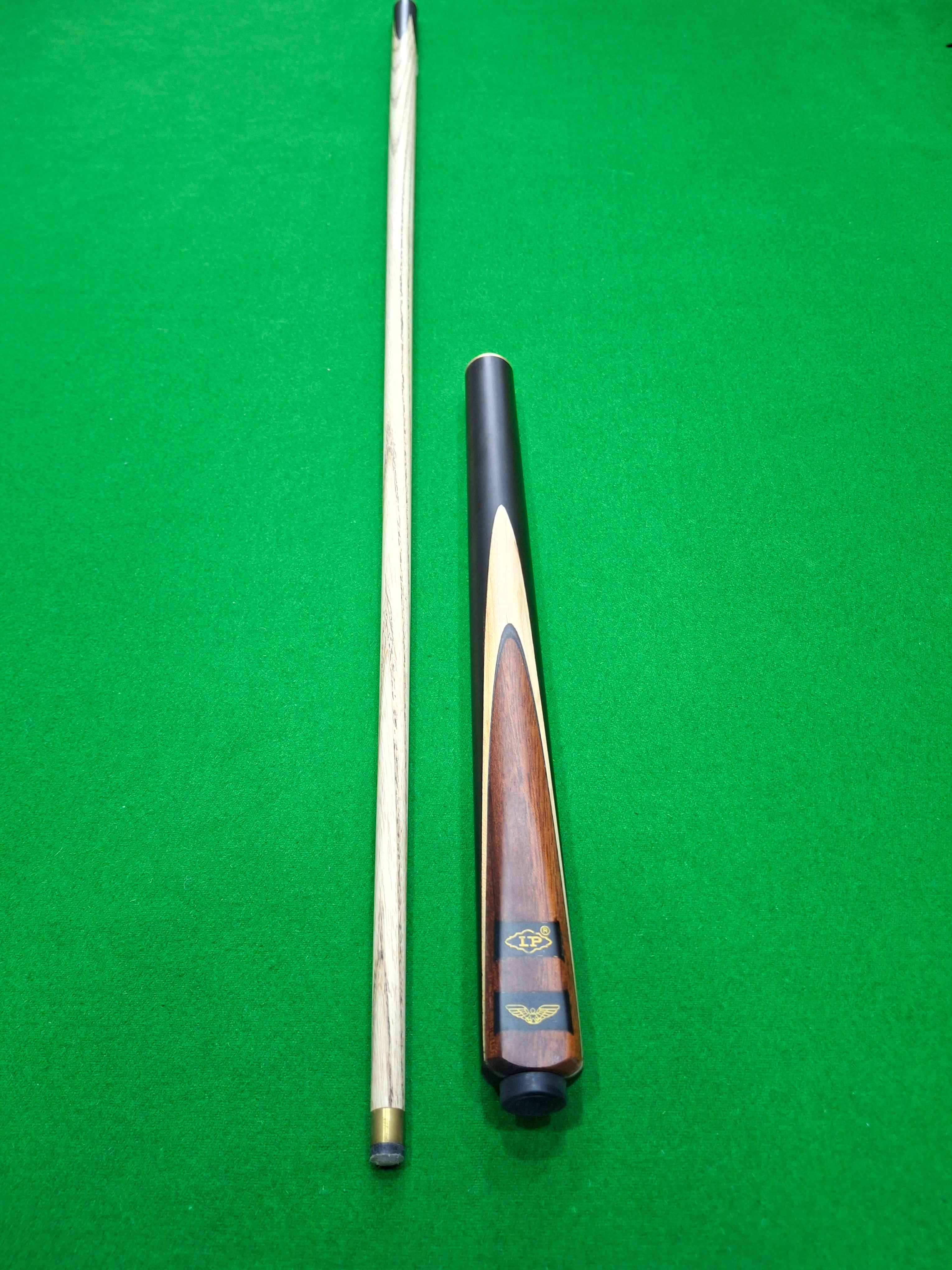 LP Premium Maroon Cue 3/4