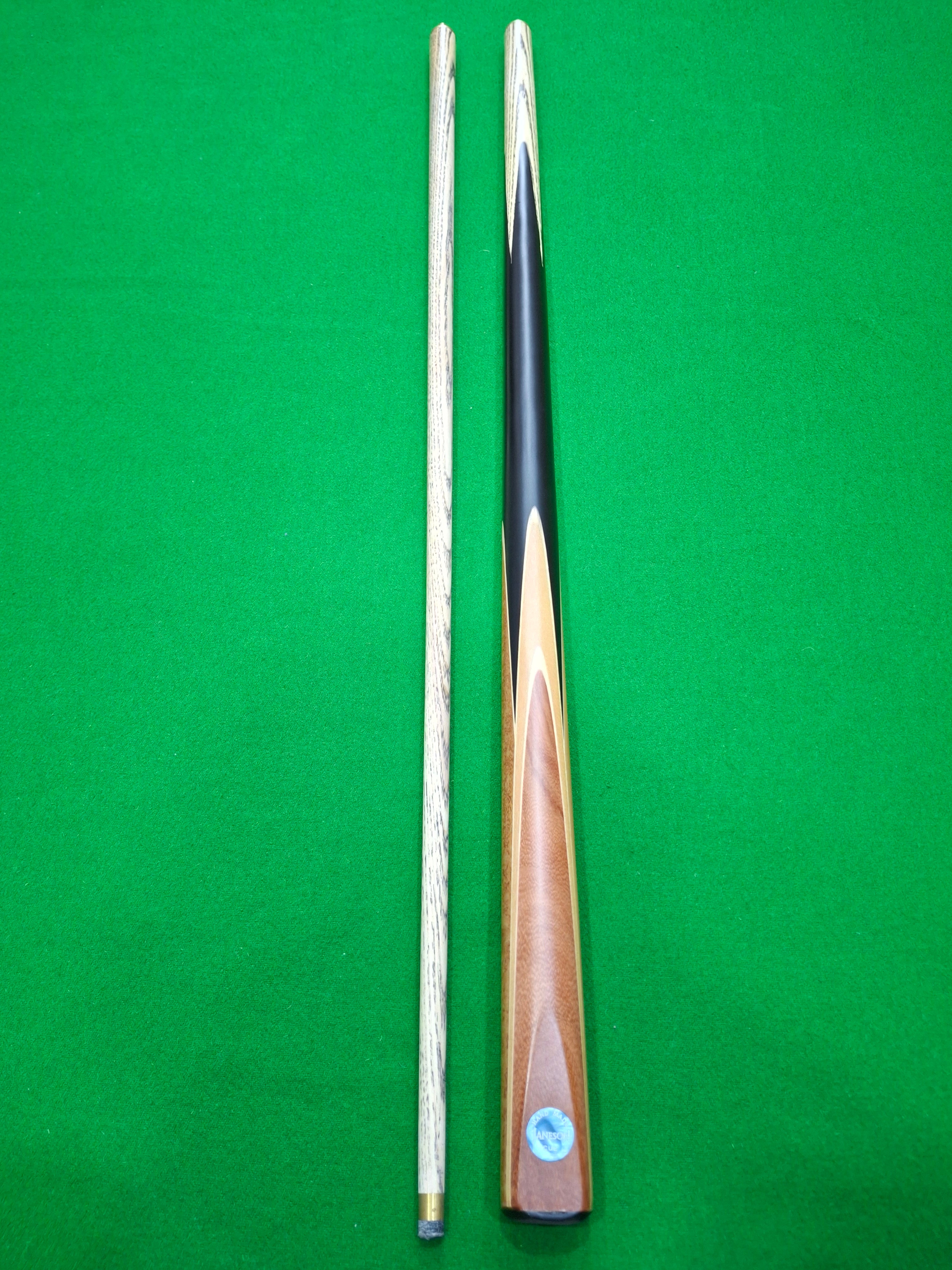 Janeson Cue Club 1/2