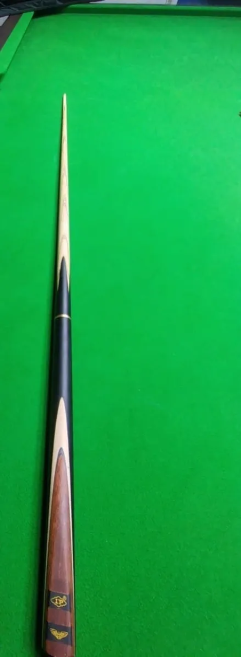 LP Premium Maroon Cue 3/4