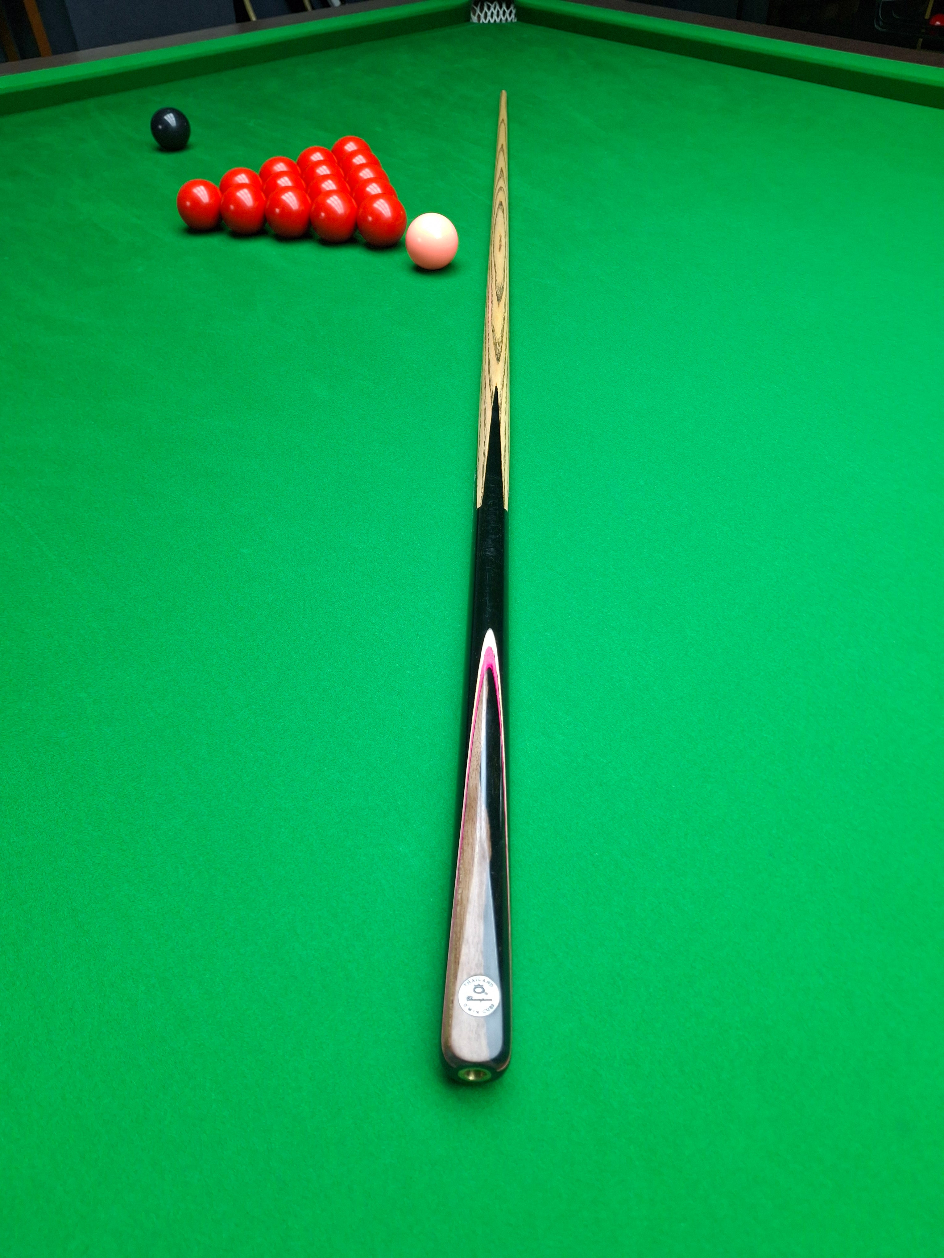 Omin Champion Cue 1 Piece